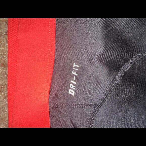 Nike Women's Dri-Fit Pro 3 Big Dot Training Shorts - Picture 7 of 12